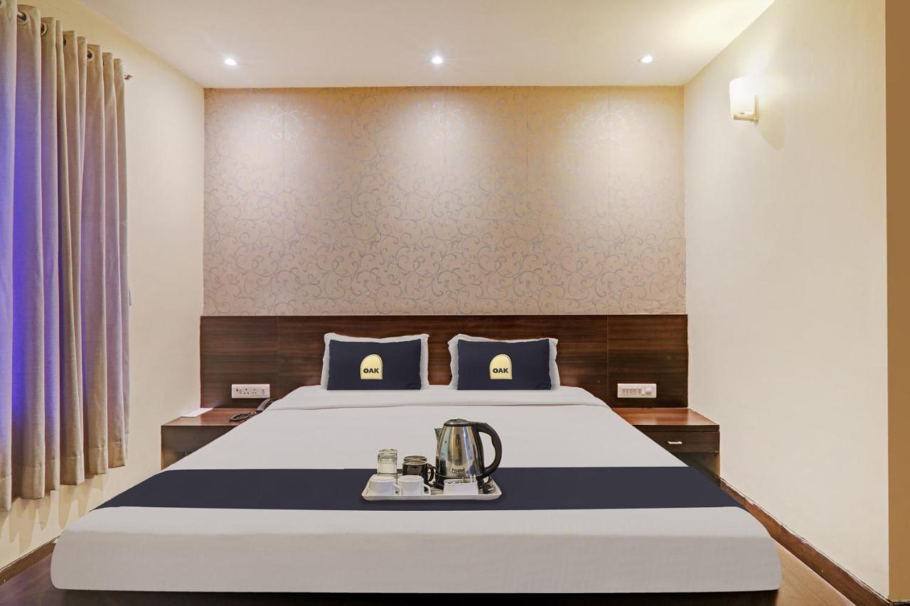 Townhouse Oak Hotel Shelter Lucknow Esterno foto
