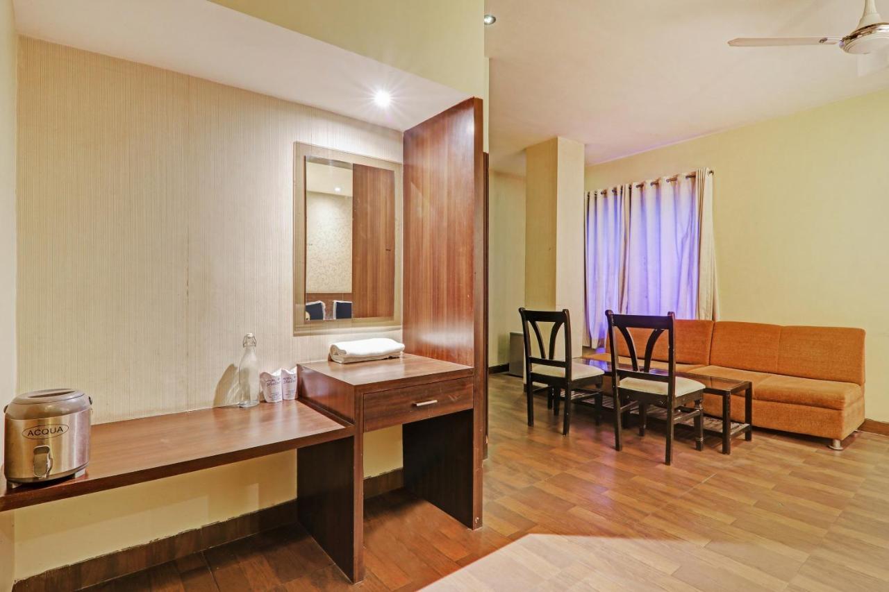 Townhouse Oak Hotel Shelter Lucknow Esterno foto